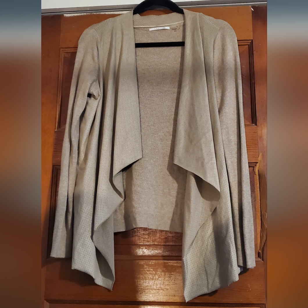 T Tahari Cardigan